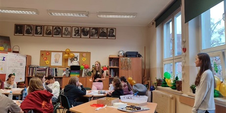 Powiększ grafikę: DEBATA