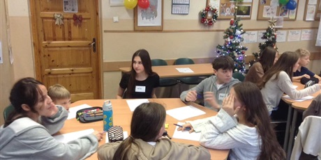 Powiększ grafikę: DEBATA