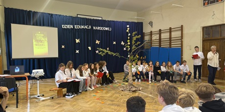 Powiększ grafikę: DZIEŃ EDUKACJI NARODOWEJ