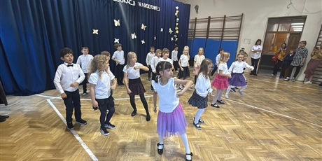 Powiększ grafikę: dzien-edukacji-narodowej-646148.jpg