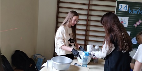 Powiększ grafikę: DZIEŃ NAUKI