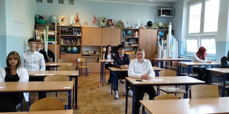 Powiększ grafikę: egzamin-osmoklasisty-692707.jpg