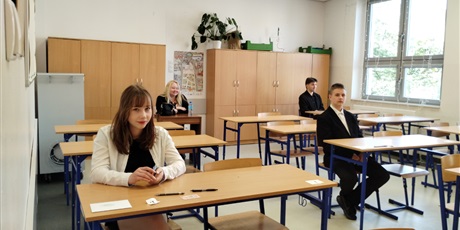 Powiększ grafikę: egzamin-osmoklasisty-692712.jpg