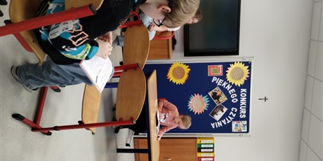 Powiększ grafikę: konkurs-pieknego-czytania-681807.jpg