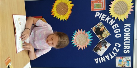 Powiększ grafikę: konkurs-pieknego-czytania-681818.jpg