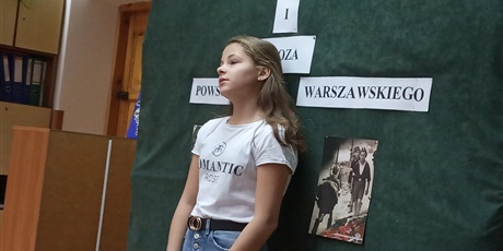 Powiększ grafikę: konkurs-recytatorski-poezja-i-proza-powstania-warszawskiego-136188.jpg