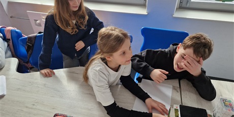 Powiększ grafikę: miedzynarodowy-dzien-jezyka-ojczystego-w-naszej-szkole-679720.jpg