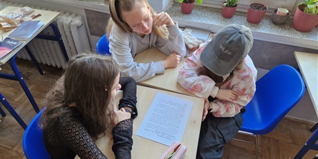 Powiększ grafikę: miedzynarodowy-dzien-jezyka-ojczystego-w-naszej-szkole-679723.jpg