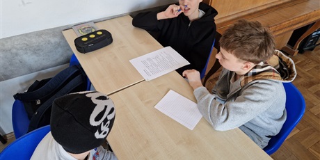 Powiększ grafikę: miedzynarodowy-dzien-jezyka-ojczystego-w-naszej-szkole-679725.jpg