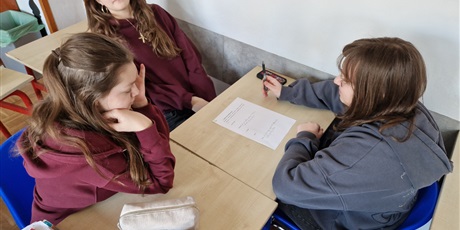 Powiększ grafikę: miedzynarodowy-dzien-jezyka-ojczystego-w-naszej-szkole-679726.jpg