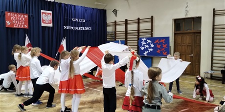 Powiększ grafikę: obchody-swieta-niepodleglosci-654354.jpg