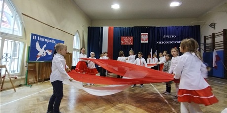 Powiększ grafikę: obchody-swieta-niepodleglosci-654362.jpg