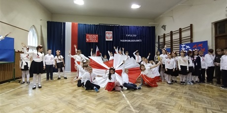 Powiększ grafikę: obchody-swieta-niepodleglosci-654365.jpg