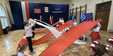 Powiększ grafikę: obchody-swieta-niepodleglosci-654383.jpg