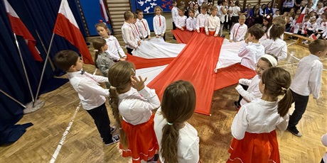 Powiększ grafikę: obchody-swieta-niepodleglosci-654390.jpg