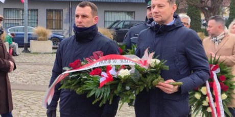 Powiększ grafikę: pamietamy-666197.jpg