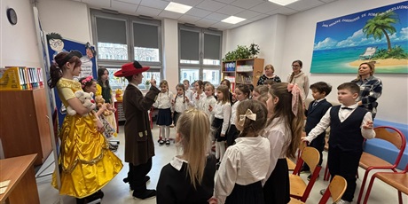 Powiększ grafikę: PASOWANIE NA CZYTELNIKA