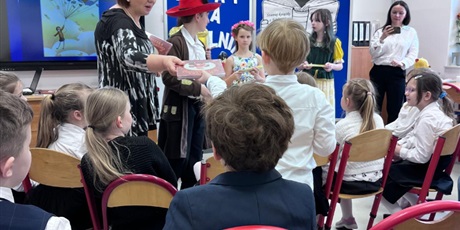 Powiększ grafikę: PASOWANIE NA CZYTELNIKA