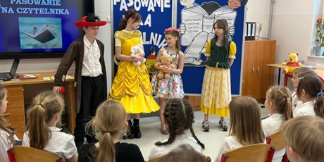 Powiększ grafikę: PASOWANIE NA CZYTELNIKA