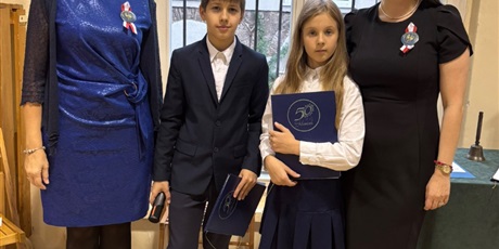 Powiększ grafikę: PASOWANIE NA UCZNIA