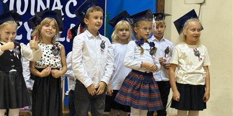 Powiększ grafikę: PASOWANIE NA UCZNIA