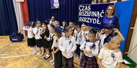 Powiększ grafikę: PASOWANIE NA UCZNIA