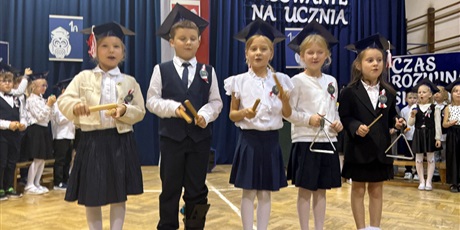 Powiększ grafikę: PASOWANIE NA UCZNIA