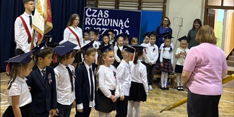 Powiększ grafikę: PASOWANIE NA UCZNIA