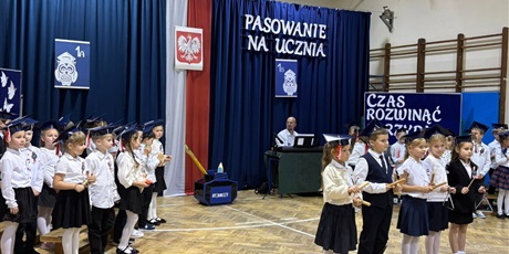 Powiększ grafikę: PASOWANIE NA UCZNIA