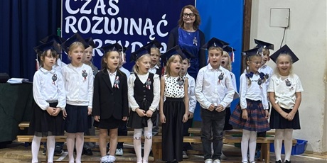 Powiększ grafikę: PASOWANIE NA UCZNIA