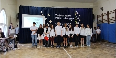 Powiększ grafikę: POŻEGNANIE KLAS 8