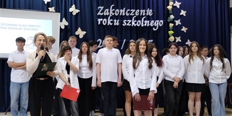 Powiększ grafikę: POŻEGNANIE KLAS 8