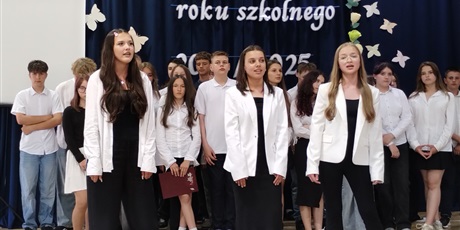 Powiększ grafikę: POŻEGNANIE KLAS 8