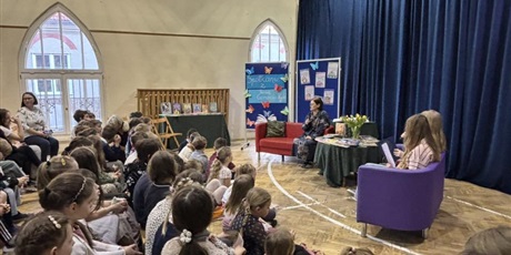 Powiększ grafikę: SPOTKANIE AUTORSKIE Z ANNĄ CZERWIŃSKĄ-RYDEL