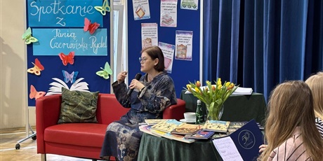 Powiększ grafikę: SPOTKANIE AUTORSKIE Z ANNĄ CZERWIŃSKĄ-RYDEL