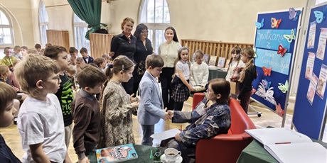 Powiększ grafikę: SPOTKANIE AUTORSKIE Z ANNĄ CZERWIŃSKĄ-RYDEL