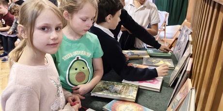 Powiększ grafikę: SPOTKANIE AUTORSKIE Z ANNĄ CZERWIŃSKĄ-RYDEL