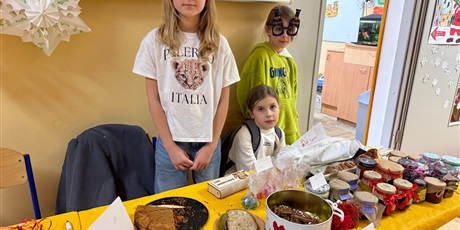 Powiększ grafikę: ŚWIĄTECZNY FESTYN RODZINNY