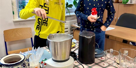 Powiększ grafikę: ŚWIĄTECZNY FESTYN RODZINNY