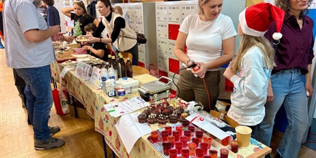 Powiększ grafikę: ŚWIĄTECZNY FESTYN RODZINNY