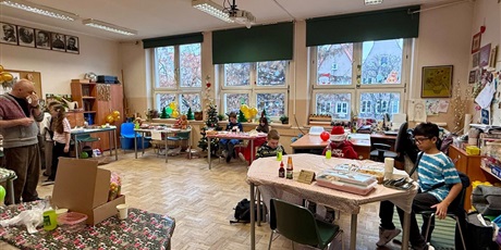 Powiększ grafikę: ŚWIĄTECZNY FESTYN RODZINNY