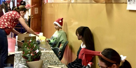 Powiększ grafikę: ŚWIĄTECZNY FESTYN RODZINNY