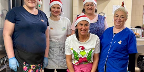 Powiększ grafikę: ŚWIĄTECZNY FESTYN RODZINNY