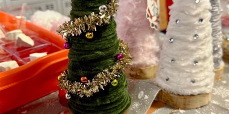 Powiększ grafikę: ŚWIĄTECZNY FESTYN RODZINNY