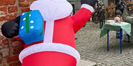 Powiększ grafikę: ŚWIĄTECZNY FESTYN RODZINNY