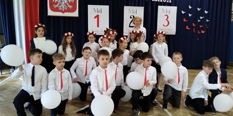 Powiększ grafikę: ŚWIĘTO KONSTYTUCJI 3 MAJA