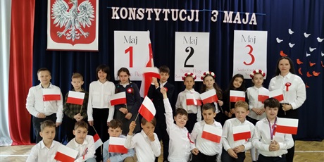 Powiększ grafikę: ŚWIĘTO KONSTYTUCJI 3 MAJA