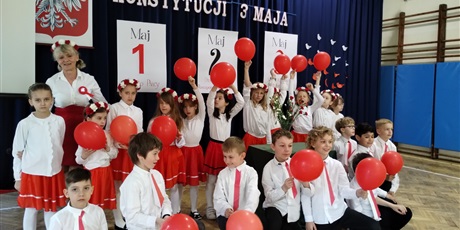 Powiększ grafikę: ŚWIĘTO KONSTYTUCJI 3 MAJA