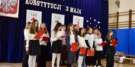 Powiększ grafikę: swieto-konstytucji-3-maja-610497.jpg