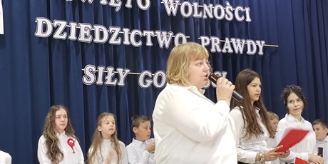 Powiększ grafikę: ŚWIĘTO KONSTYTUCJI 3 MAJA